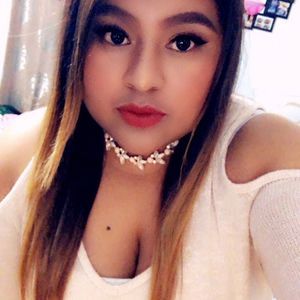 Meet your Posher, Dania